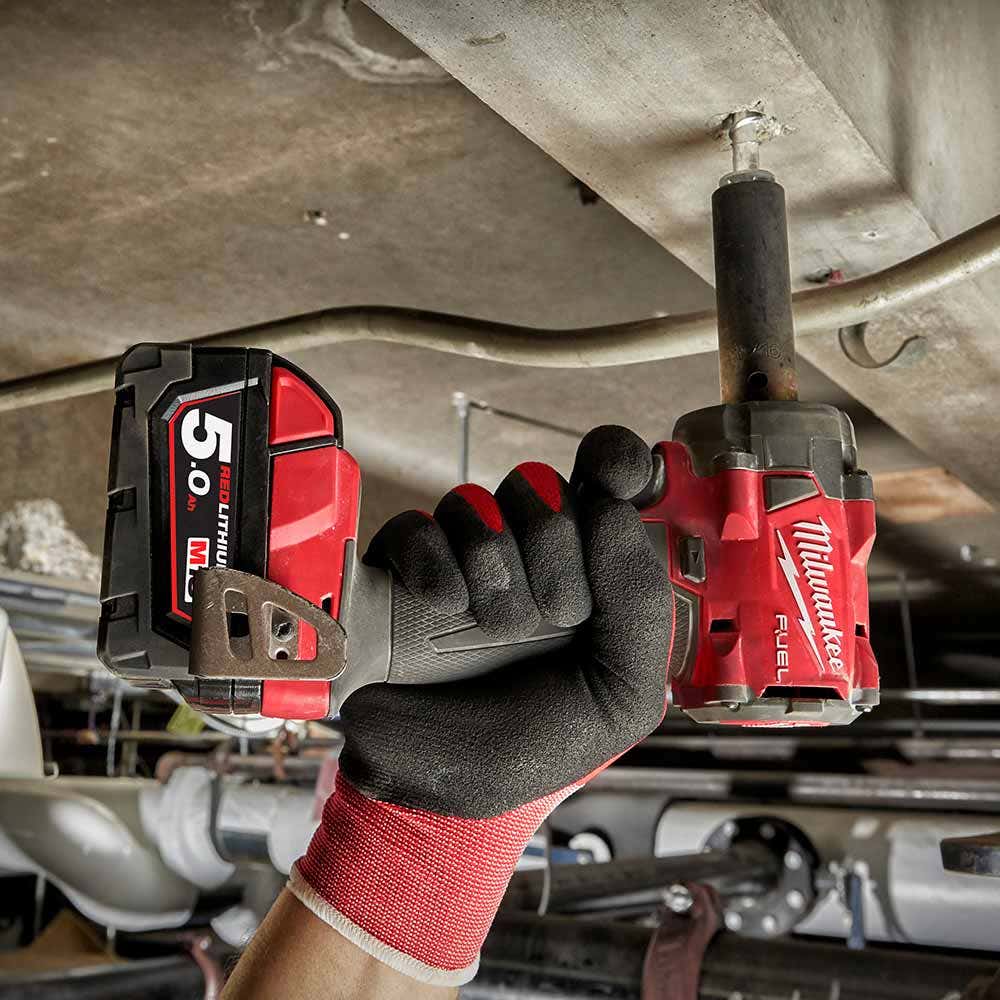MILWAUKEE 18V FUEL Brushless 1 2inch Compact Impact Wrench w. Pin Detent Skin M18FIW2P12-0
