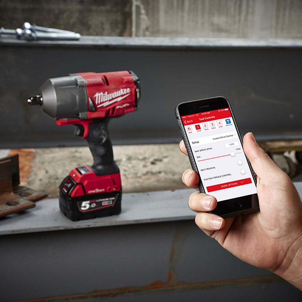MILWAUKEE 18V FUEL One-Key High Torque Impact Wrench 1 2inch w Pin Detent M18ONEFHIWP12-0