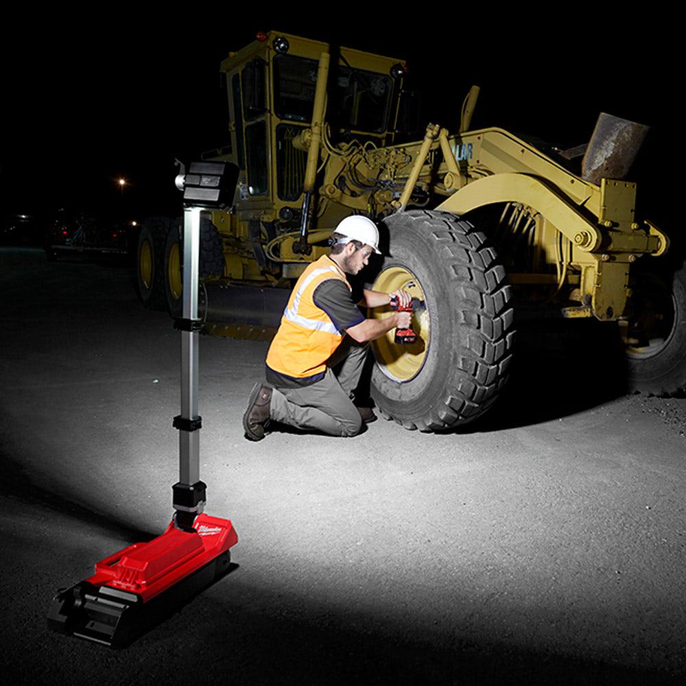 MILWAUKEE 18V LED Remote Stand Light w. One-Key M18ONERSAL-0