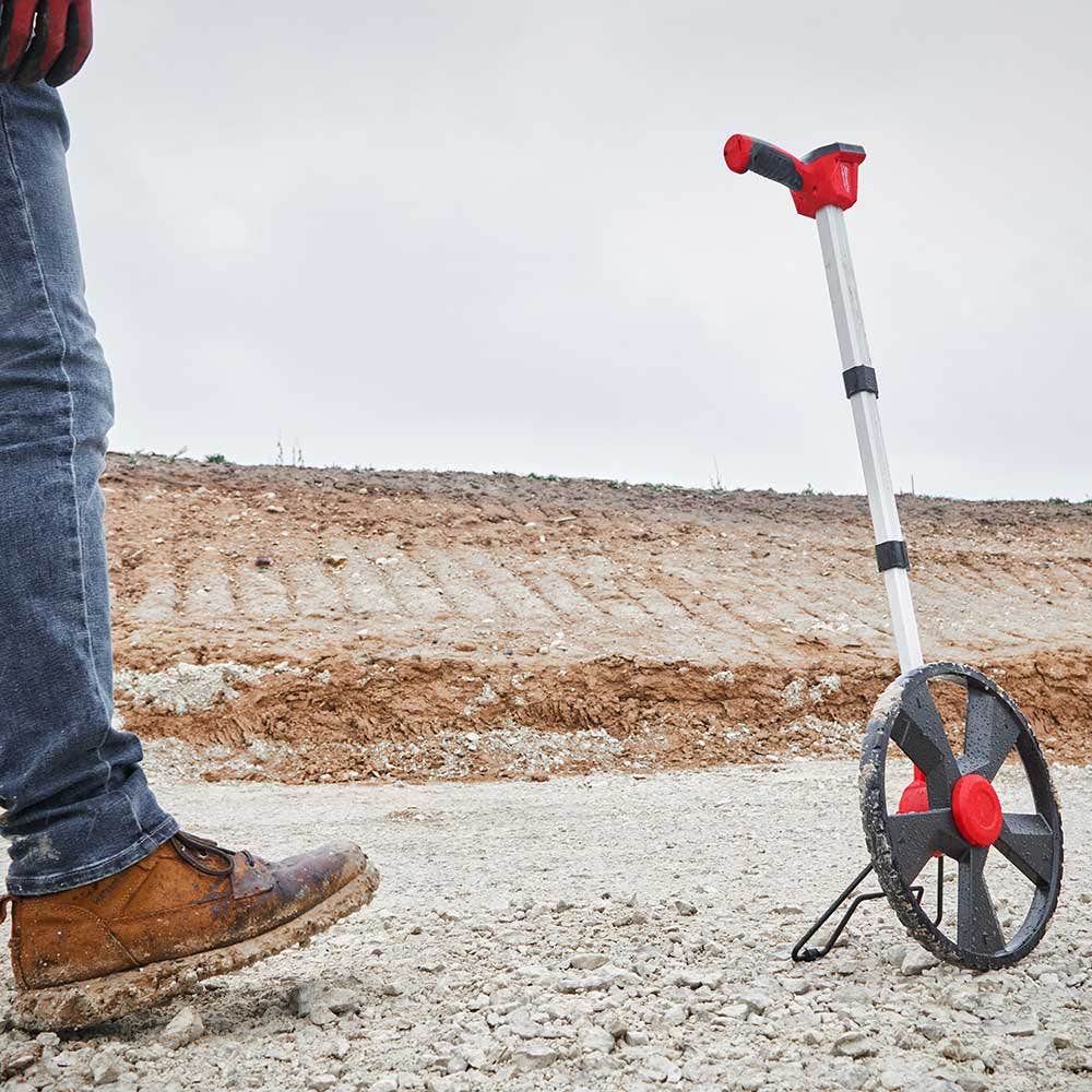 MILWAUKEE 305mm Digital Measuring Wheel 48225112