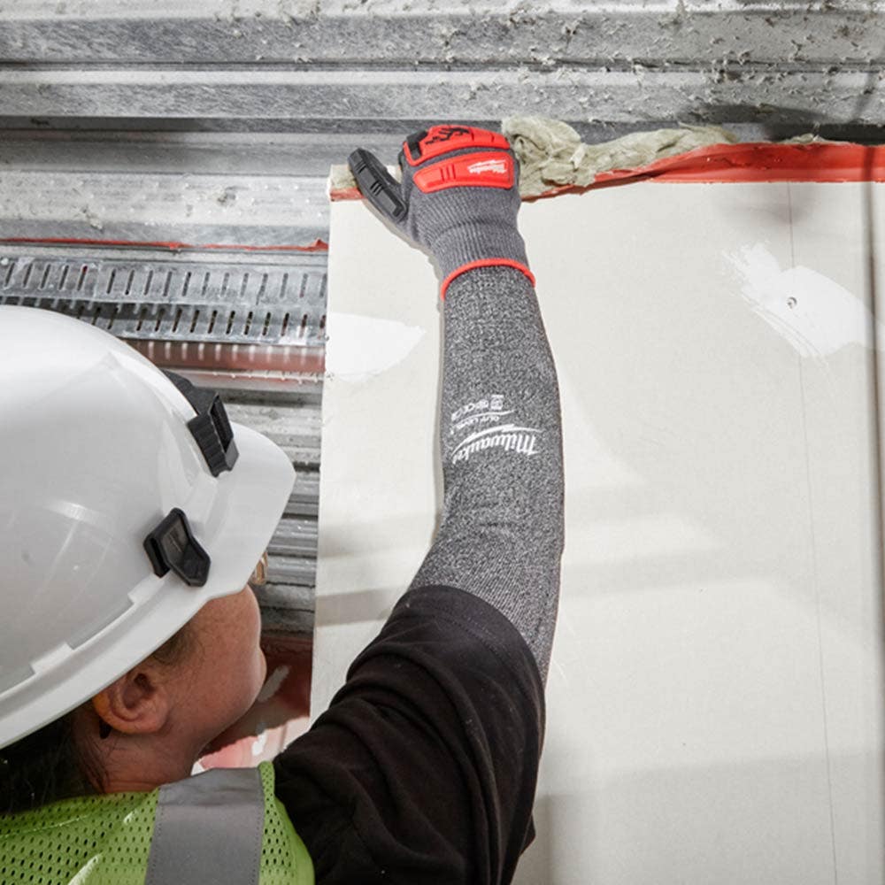 MILWAUKEE 40cm 16" Cut Resistant Sleeves 48739050