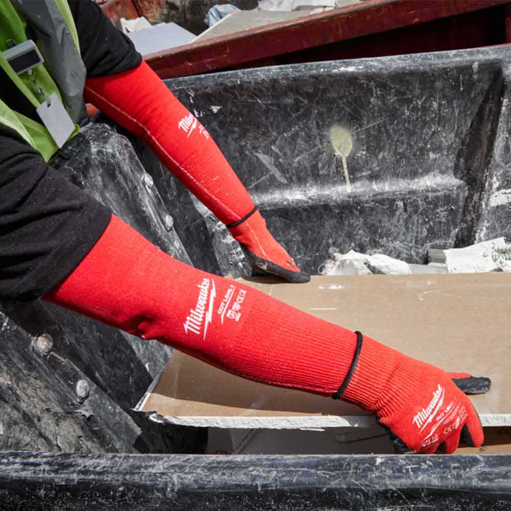 MILWAUKEE 40cm 16 Cut Resistant Sleeves 48739030