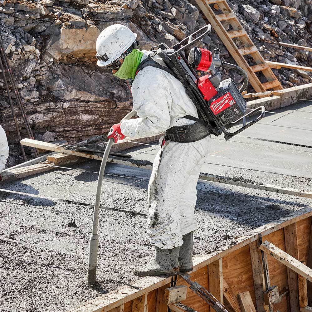 MILWAUKEE MX FUEL Backpack Concrete Vibrator Skin MXFCVBP-0
