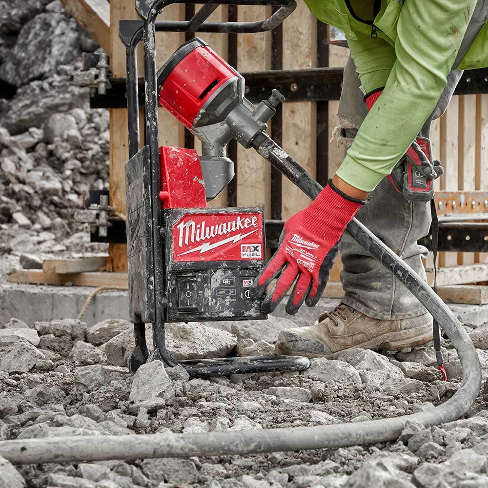 MILWAUKEE MX FUEL Backpack Concrete Vibrator Skin MXFCVBP-0