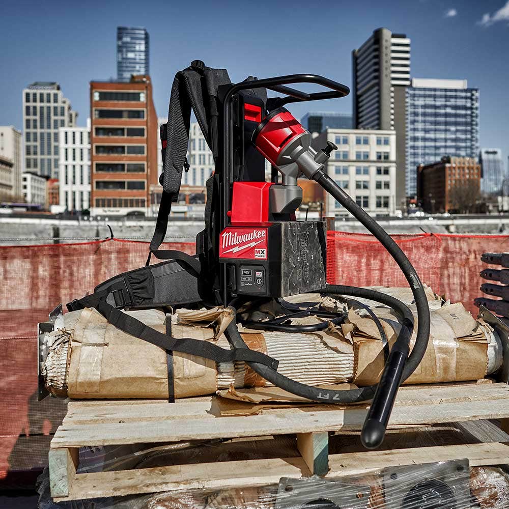 MILWAUKEE MX FUEL Backpack Concrete Vibrator Skin MXFCVBP-0