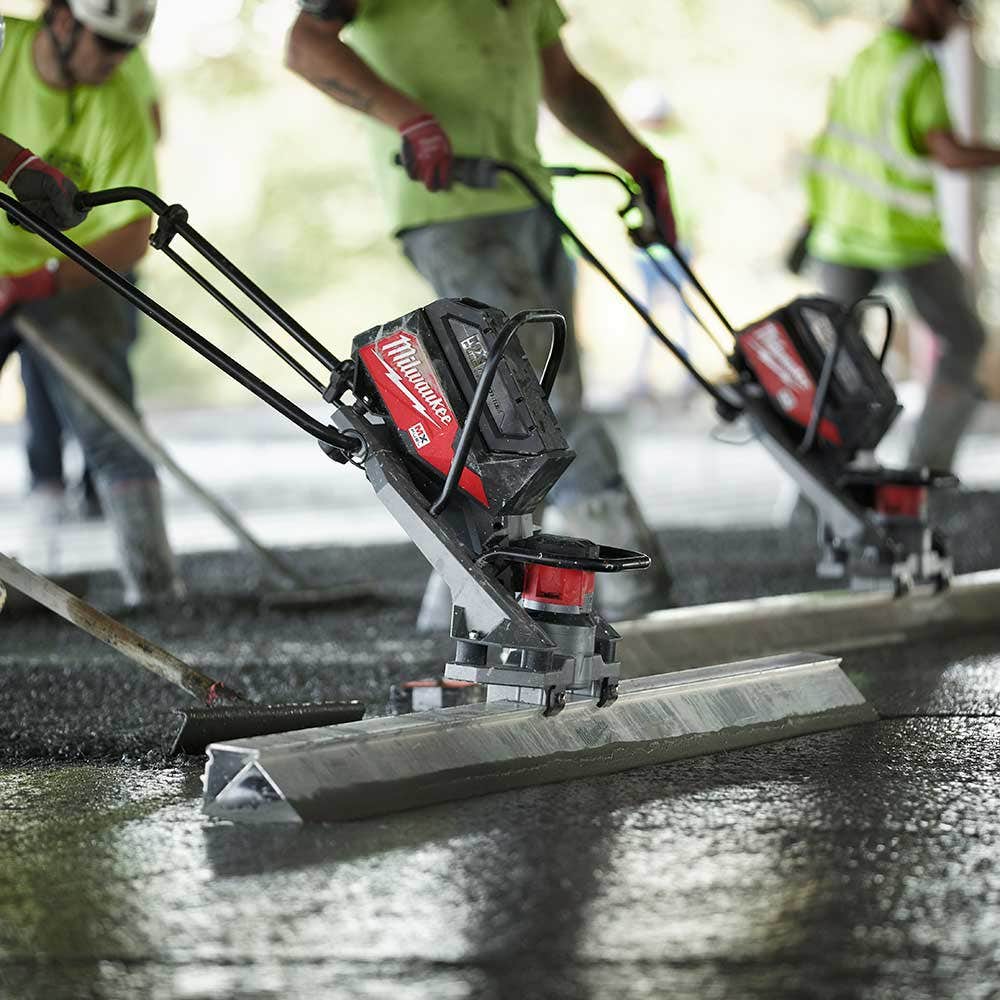 MILWAUKEE MX FUEL Powered Screed Concrete MXFPSC-0