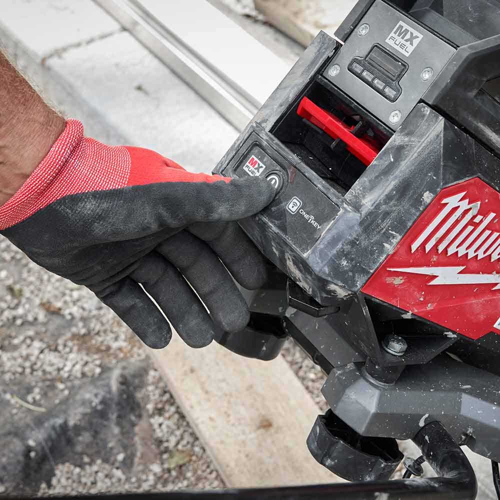 MILWAUKEE MX FUEL Powered Screed Concrete MXFPSC-0