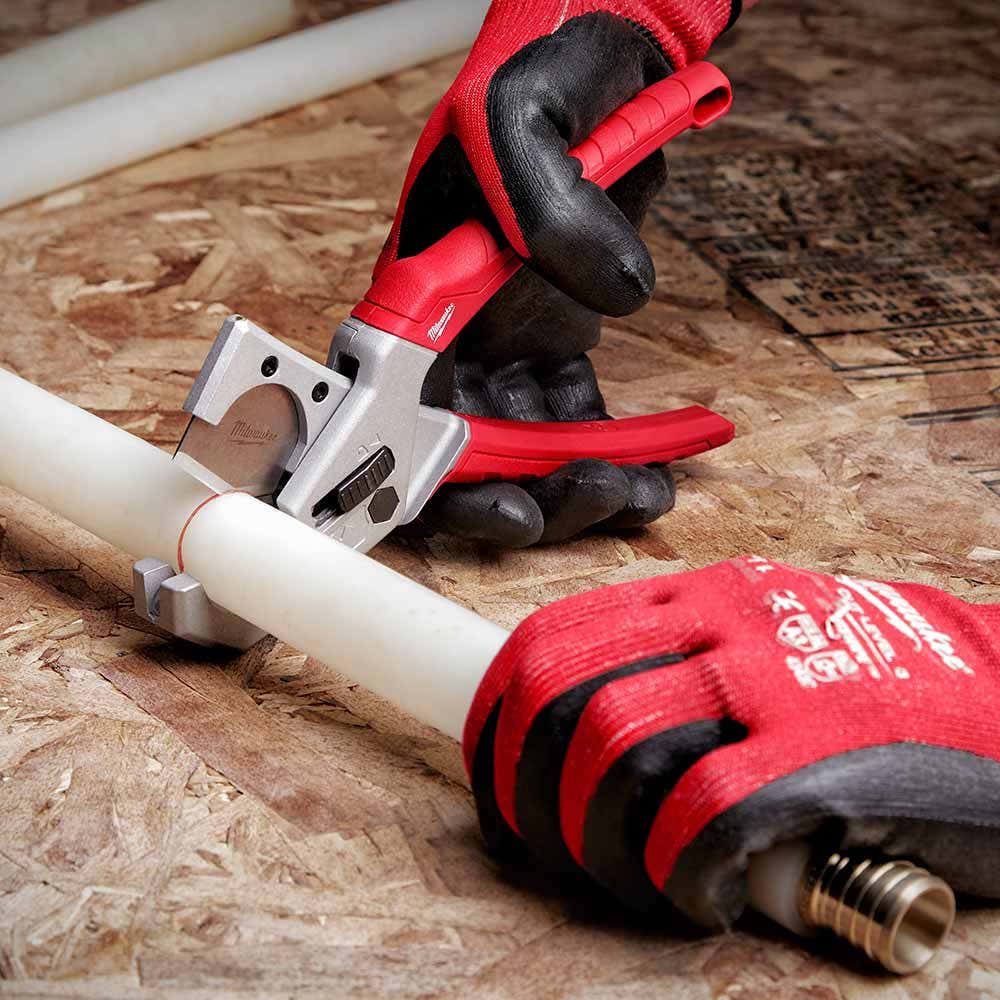 MILWAUKEE Propex Tubing Cutter 48224204