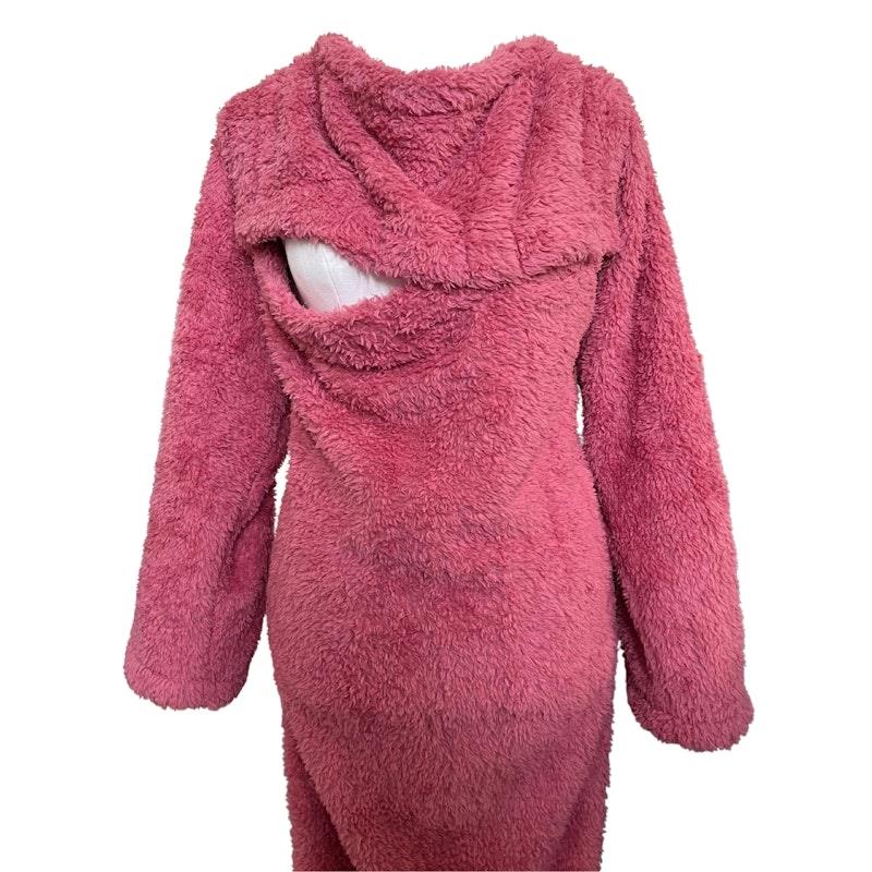 BHOOMI Feeding Blanket in Plum - Cozy Comfort for Moms