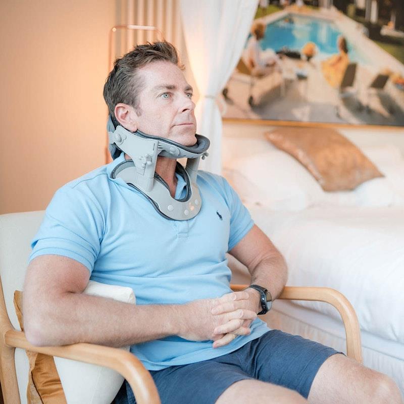 Caremax Thermal Cervical Collar Traction Brace with Heat Pad - Adjustable - 1 Unit