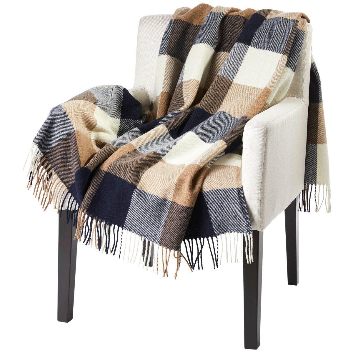 Pendleton Eco-Wise Washable Throw NavyCamel