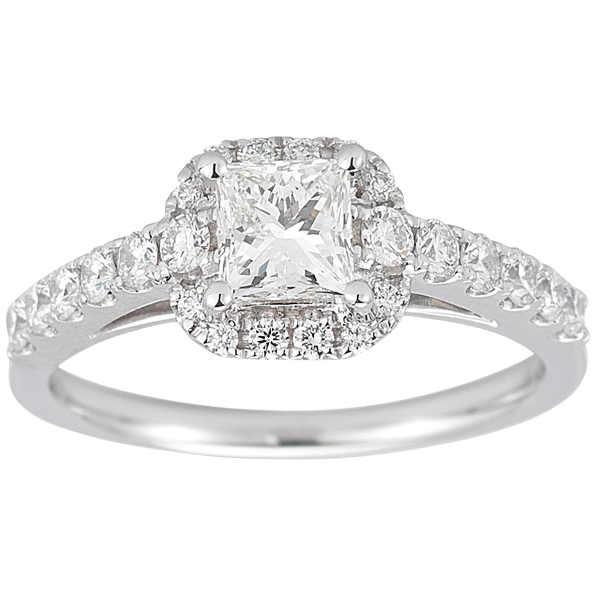 Platinum 1.42ctw Diamond Bridal Set 0.72ctw Centre