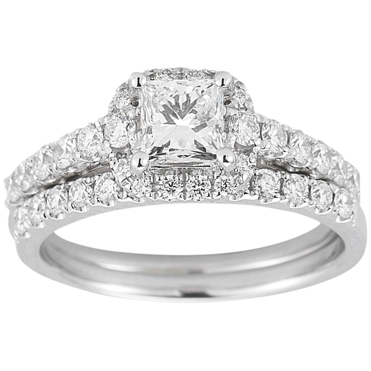 Platinum 1.42ctw Diamond Bridal Set 0.72ctw Centre