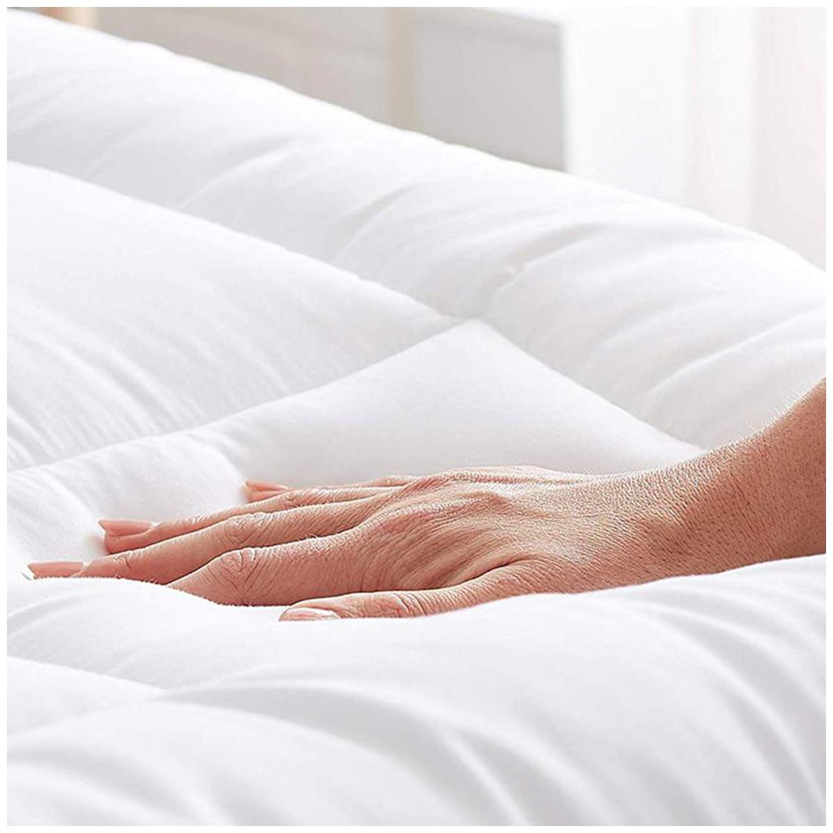 Ramesses Shangri-La Hotel Quality 5 Star Bamboo Queen Mattress Topper