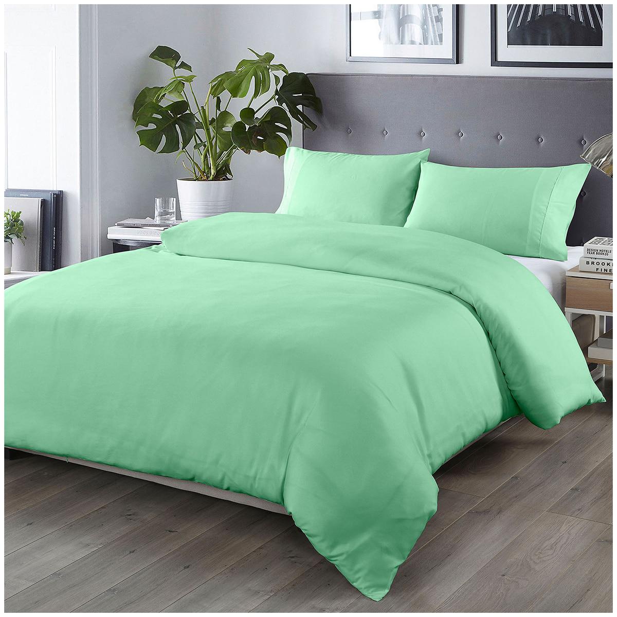 Royal Comfort 1000 Thread Count Bamboo Blended Queen Quilt Cover Set