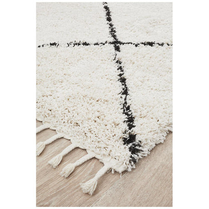 Rug Culture Saffron 22 White Indoor Rug 400 x 300cm
