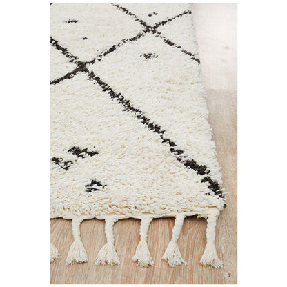 Rug Culture Saffron 44 White Rug 170 x 120cm