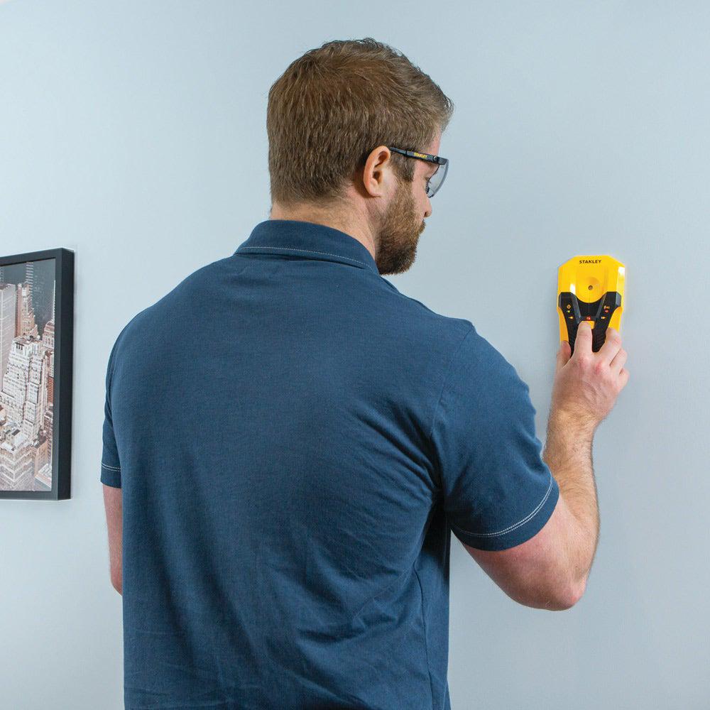 STANLEY 1-1 2in Stud Finder STHT77588-0