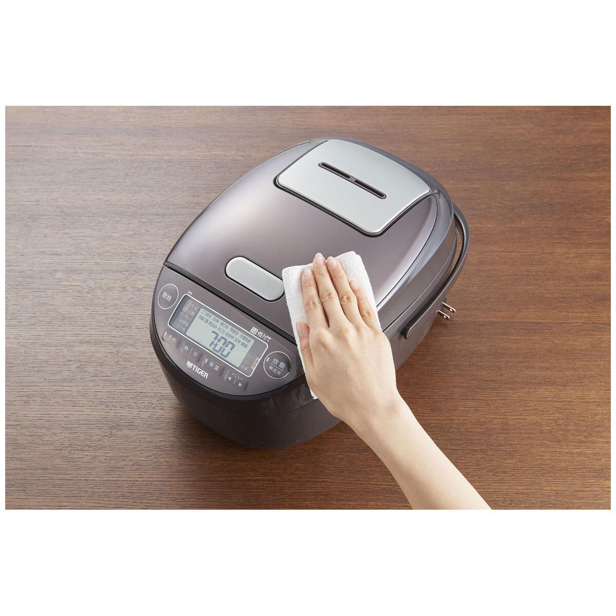 Tiger 5.5 Cup Pressure IH Rice Cooker JPKG10A