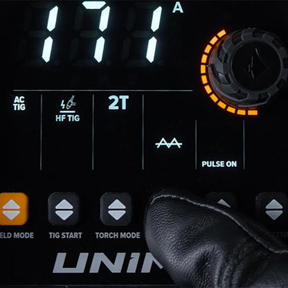 UNIMIG Razor ARC 200 PFC Welder U13003K