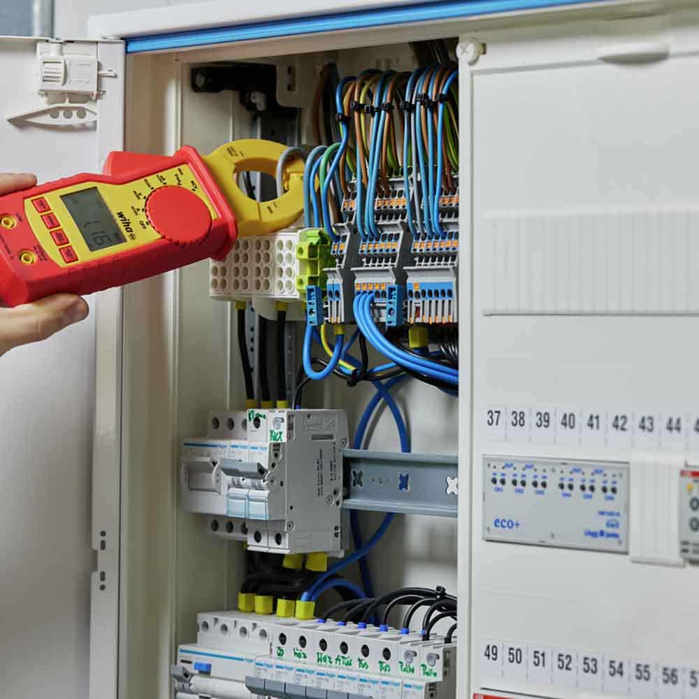 WIHA 1000V CAT IV Clamp Meter 45219