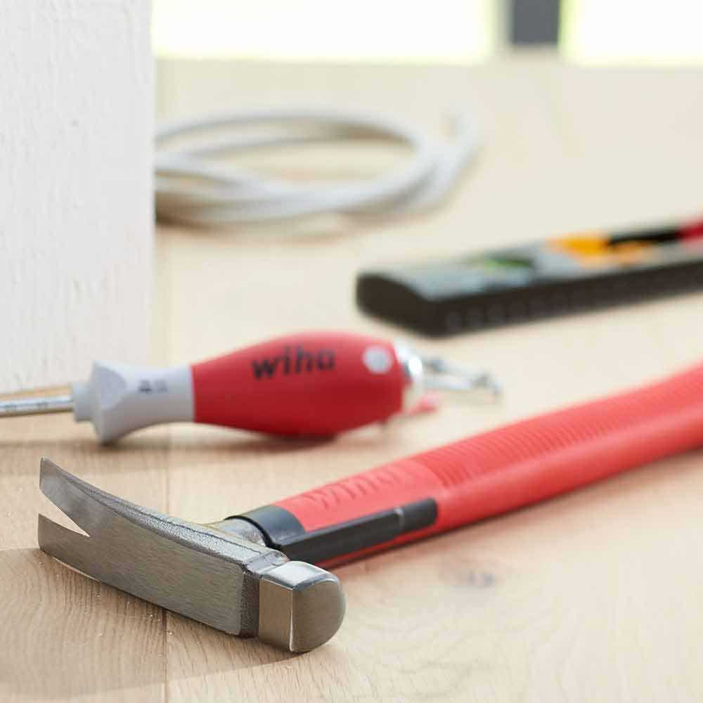 WIHA 18oz Electrician's Hammer 42071
