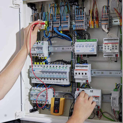 WIHA 400V AC CAT II Test Circuit 45222
