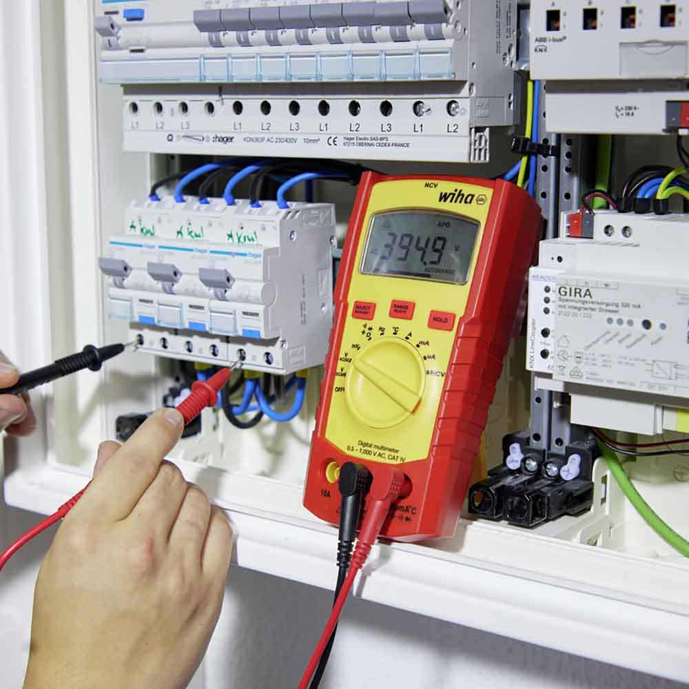 WIHA 600V CAT IV Multimeter 45218