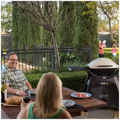 Weber Family Q3100 Titanium With Premium Barbecue Cover
