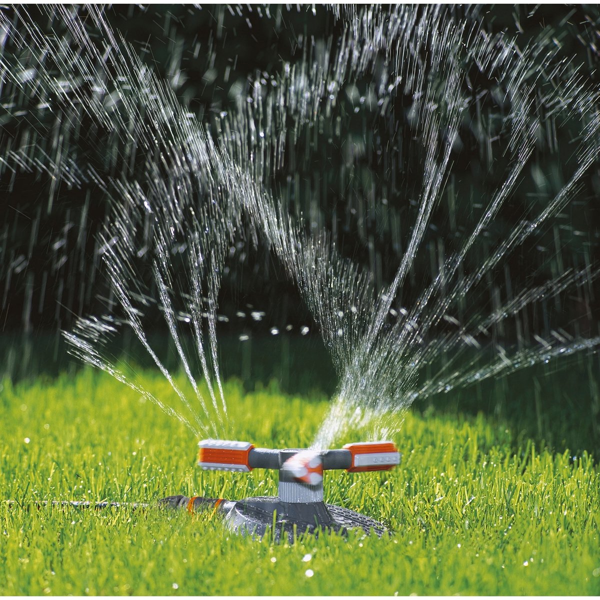 Gardena Mambo Comfort Circular Sprinkler - 310m² - High Impact Plastic - Even Watering
