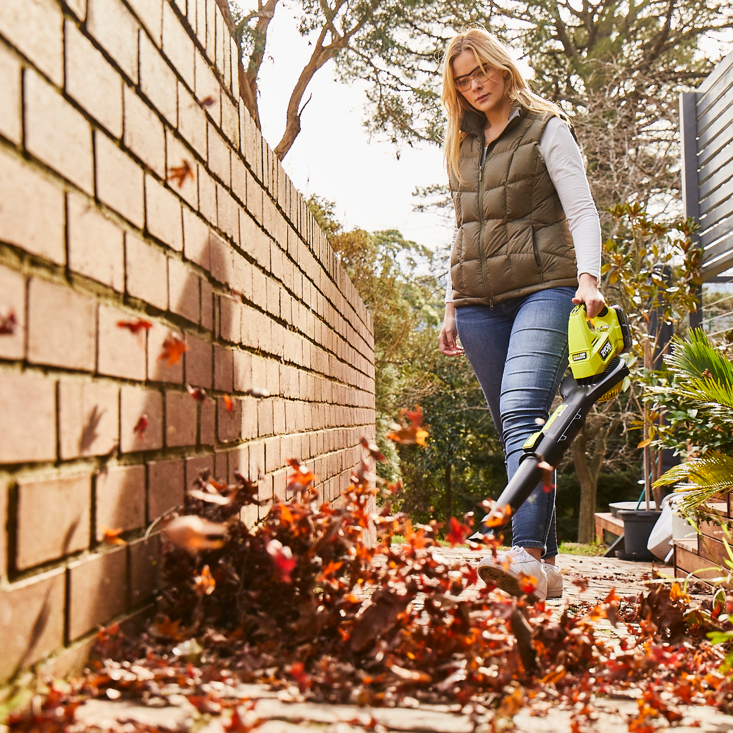 Ryobi ONE+ HP Brushless Garden Blower Kit - 5.0Ah - 315km/h
