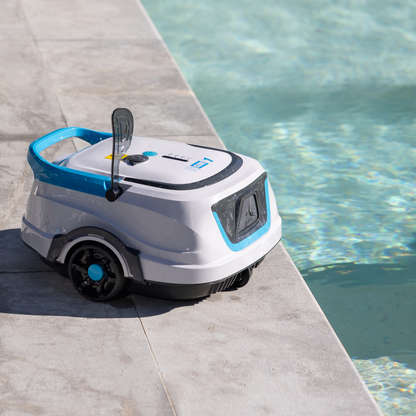 Hy-Clor i1 Cordless Robotic Pool Cleaner - 3.5kg