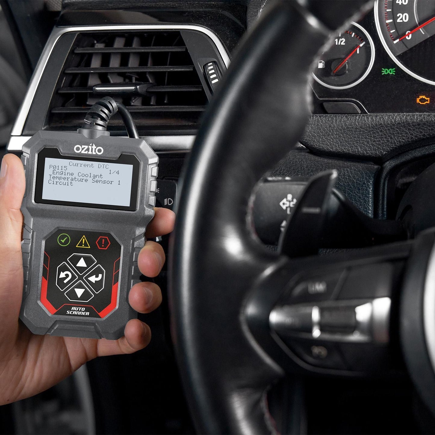 Ozito OBD2 Automotive Scan Tool - 157 x 30mm