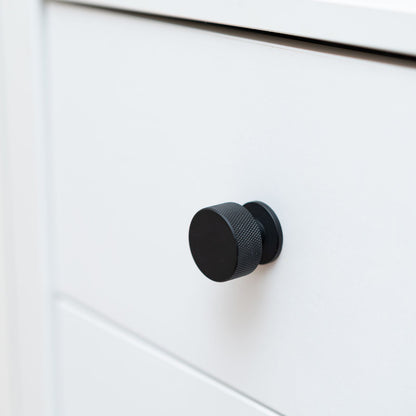 Taskmaster Knurled Cabinet Knob - 32mm - Matte Black