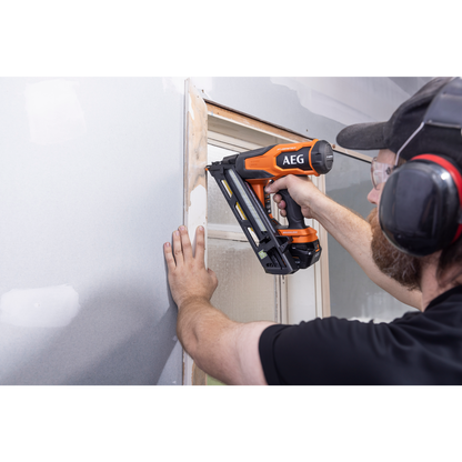 AEG F-RAPID 15GA DA Angled Brad Nailer Kit - 18V - 5Ah
