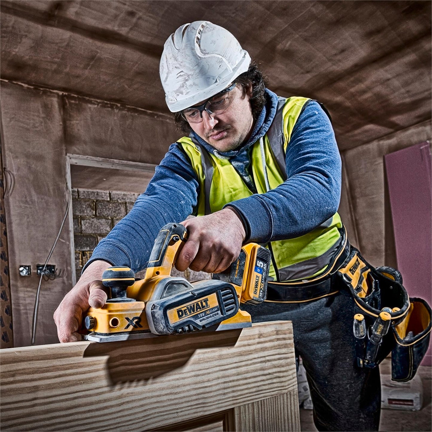 DeWALT Brushless Planer - 18V - 2.0mm - DCP580N-XE