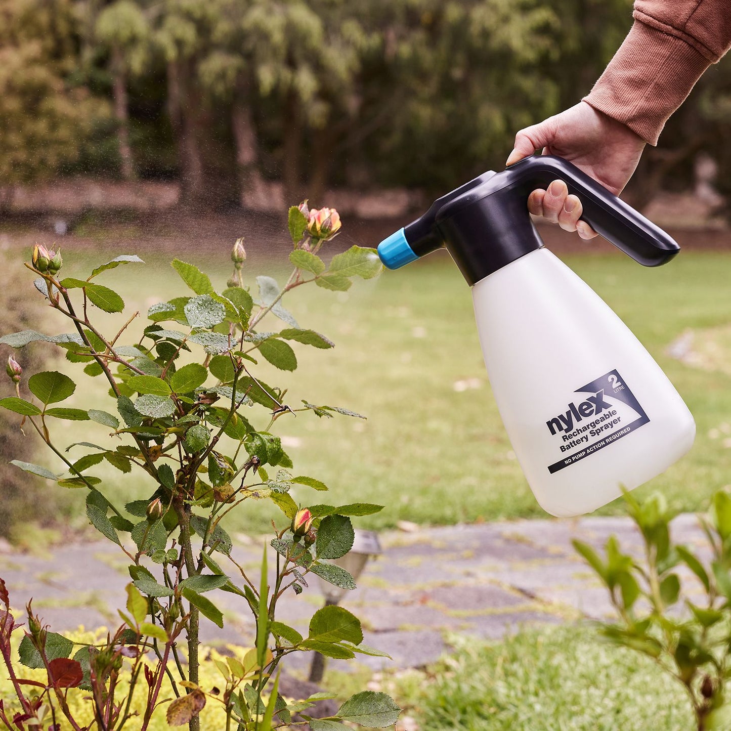 Nylex Garden Battery Sprayer - 2L