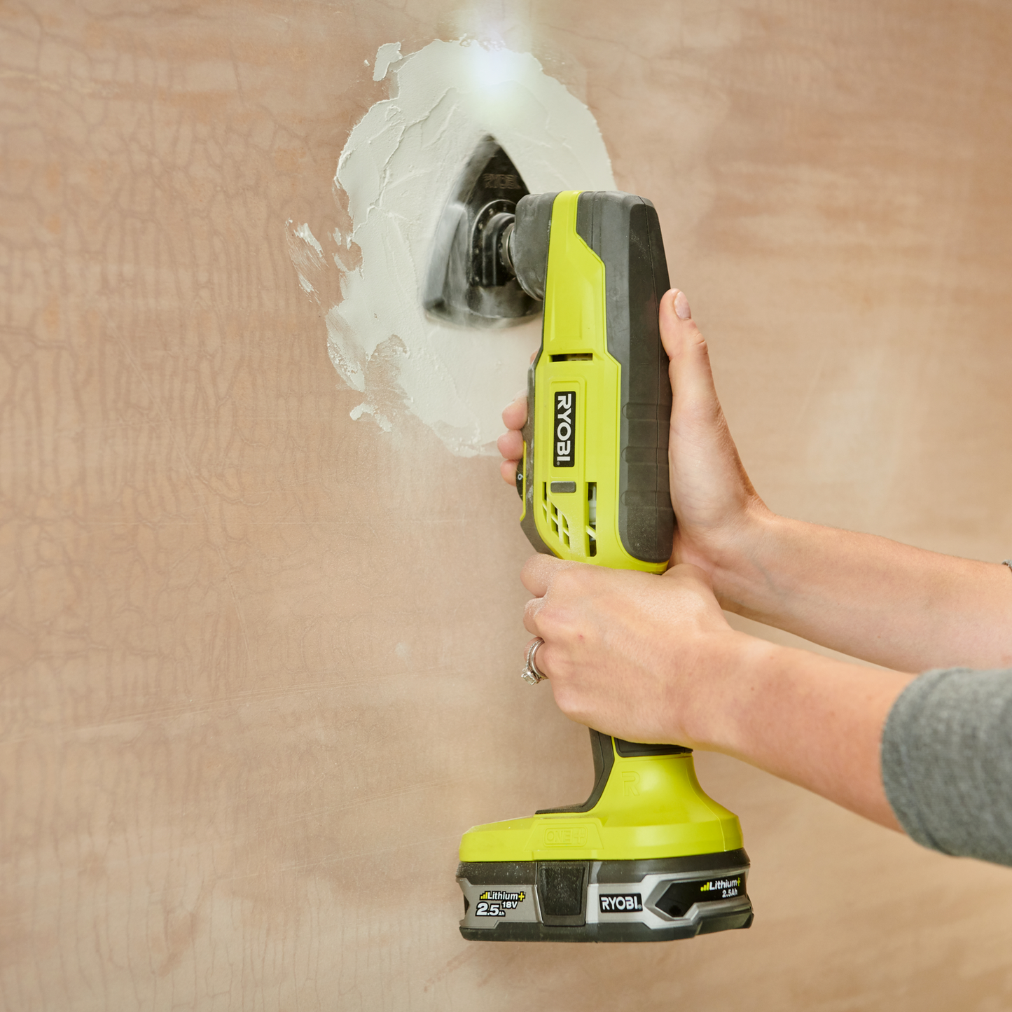 Ryobi Multi-Tool Kit - 18V
