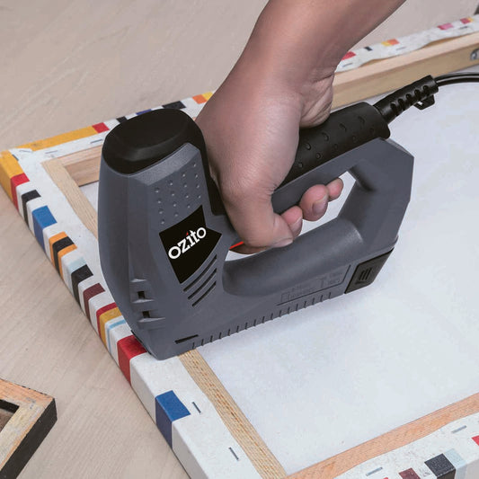 Ozito 8-14mm Stapler Nail Gun SNG-2050