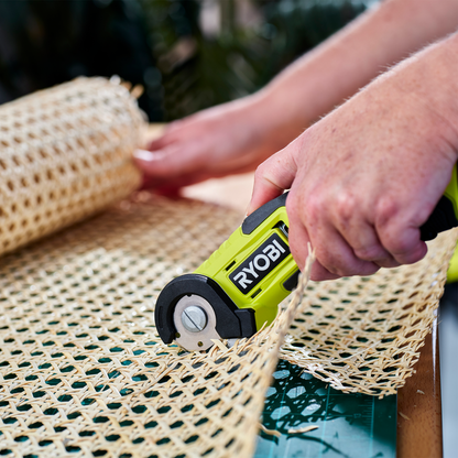 Ryobi USB Lithium Power Cutter - RCT4K - 2Ah Kit - 202 x 60 x 100mm