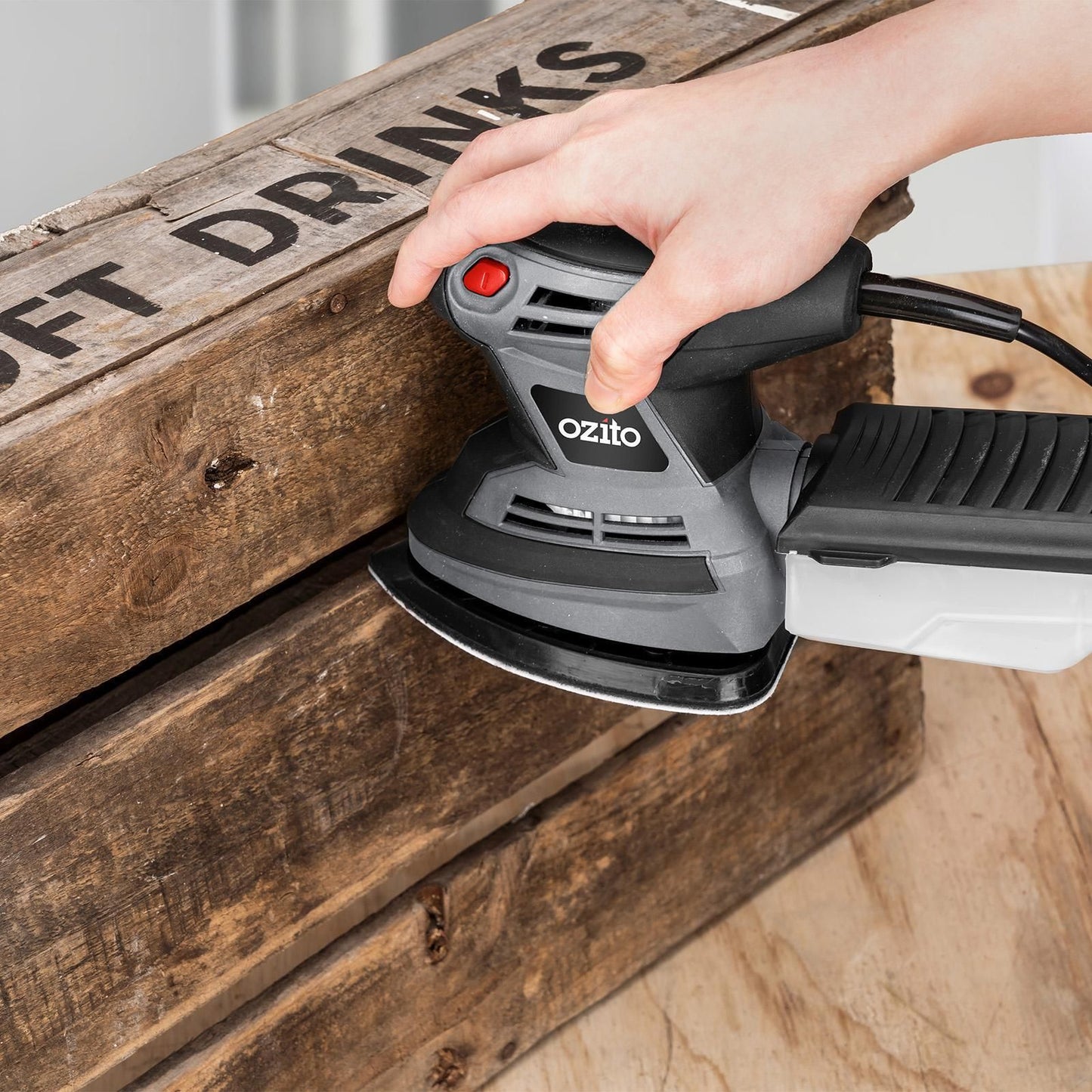 Ozito Detail Sander - 200W