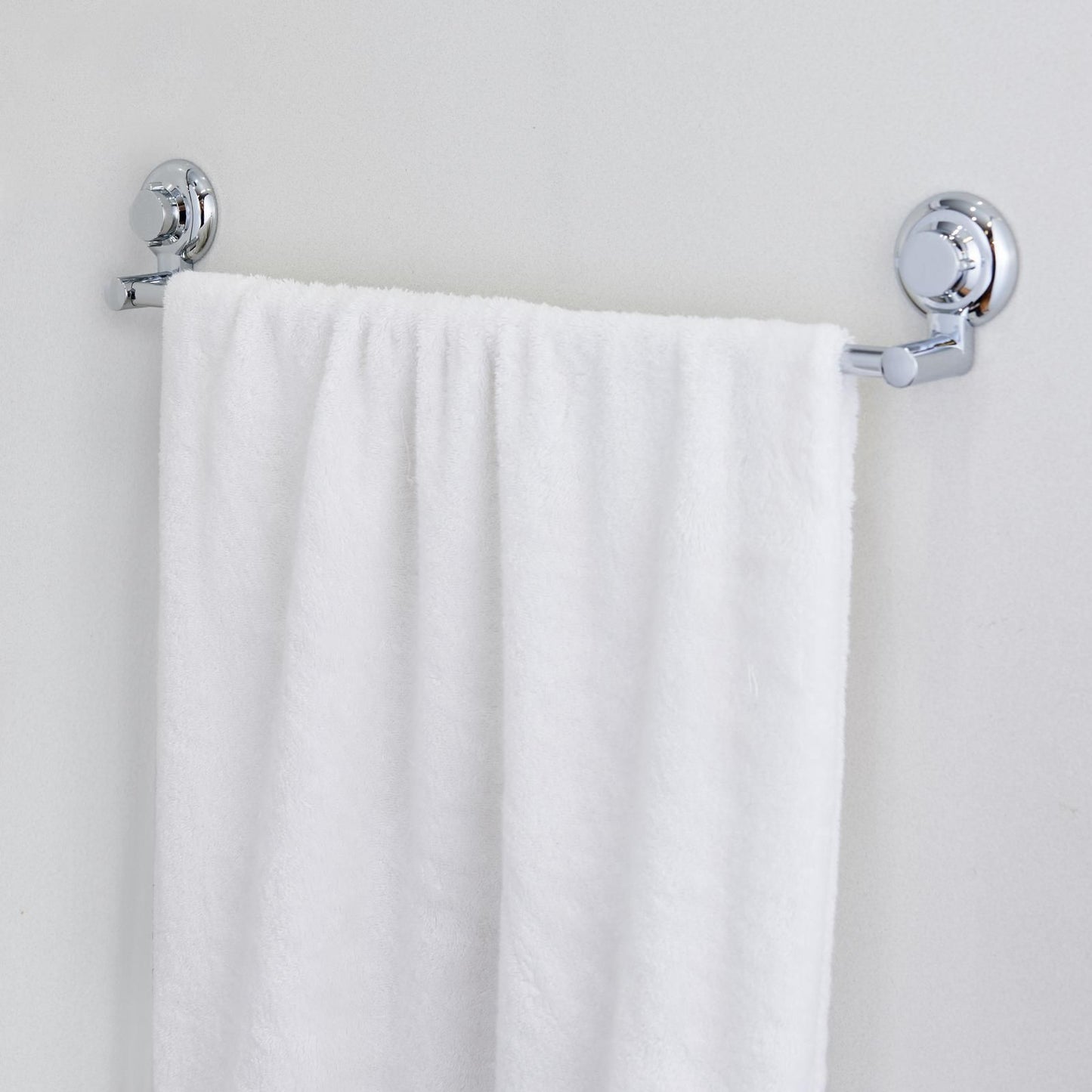 Naleon Chrome Suction Works Towel Rail - 45cm