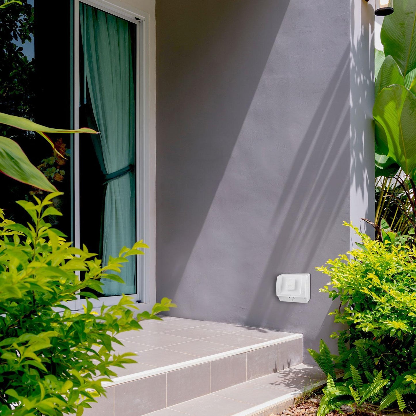 Deta Rhodium Single Outdoor Plated Power Point Outlet
