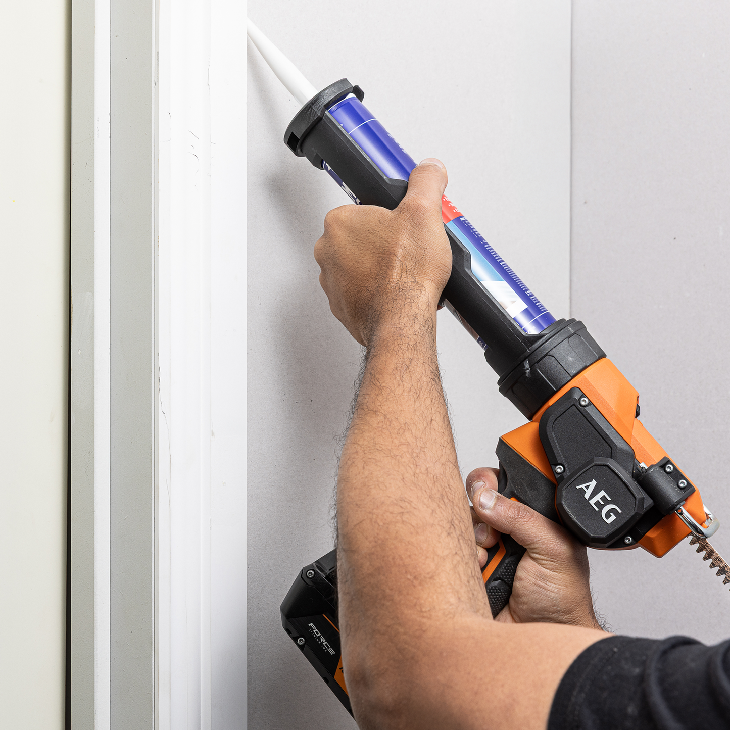 AEG Caulking Gun - 18V - 300ml/600ml