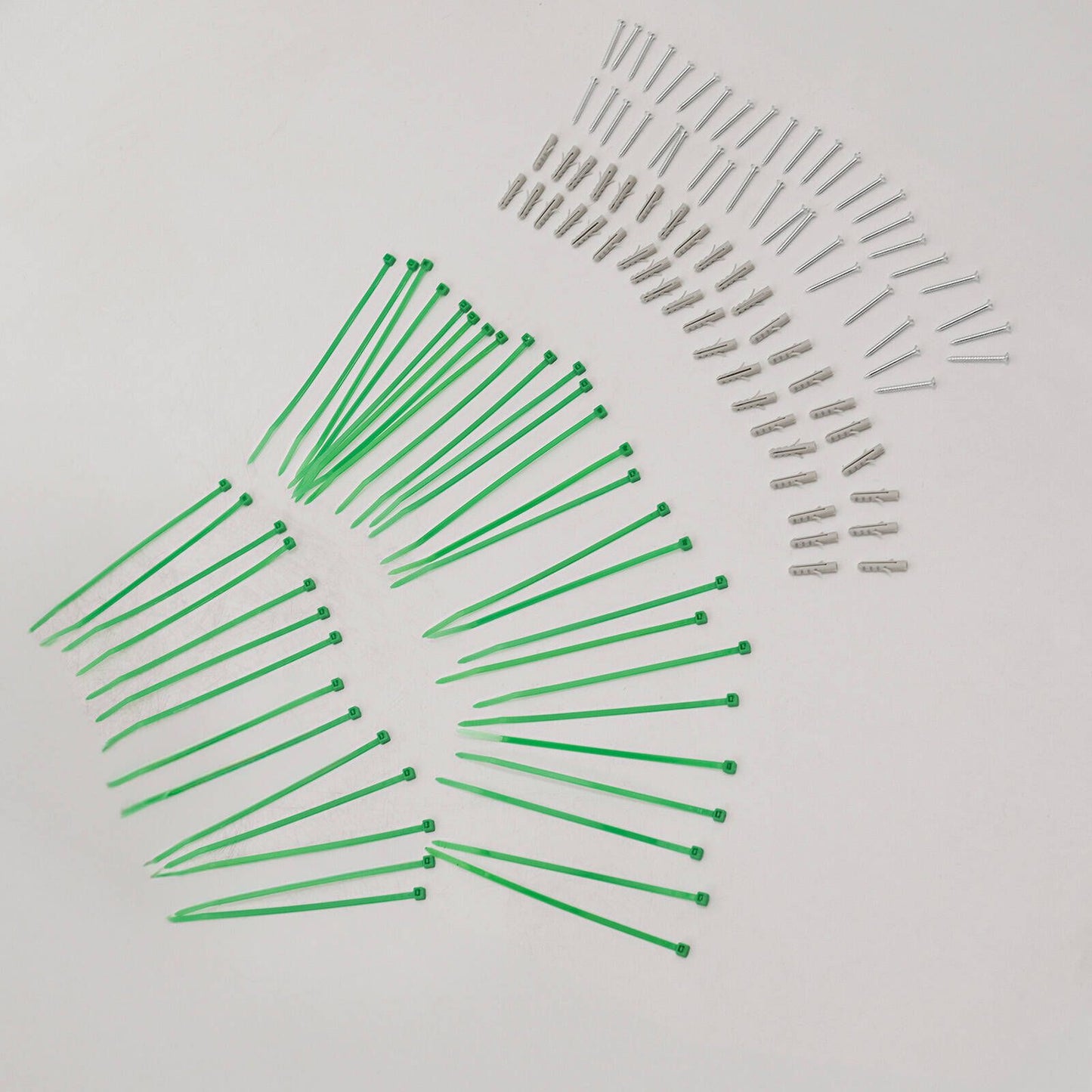 Un Real Hedge Tile Installation Kit - 25cm
