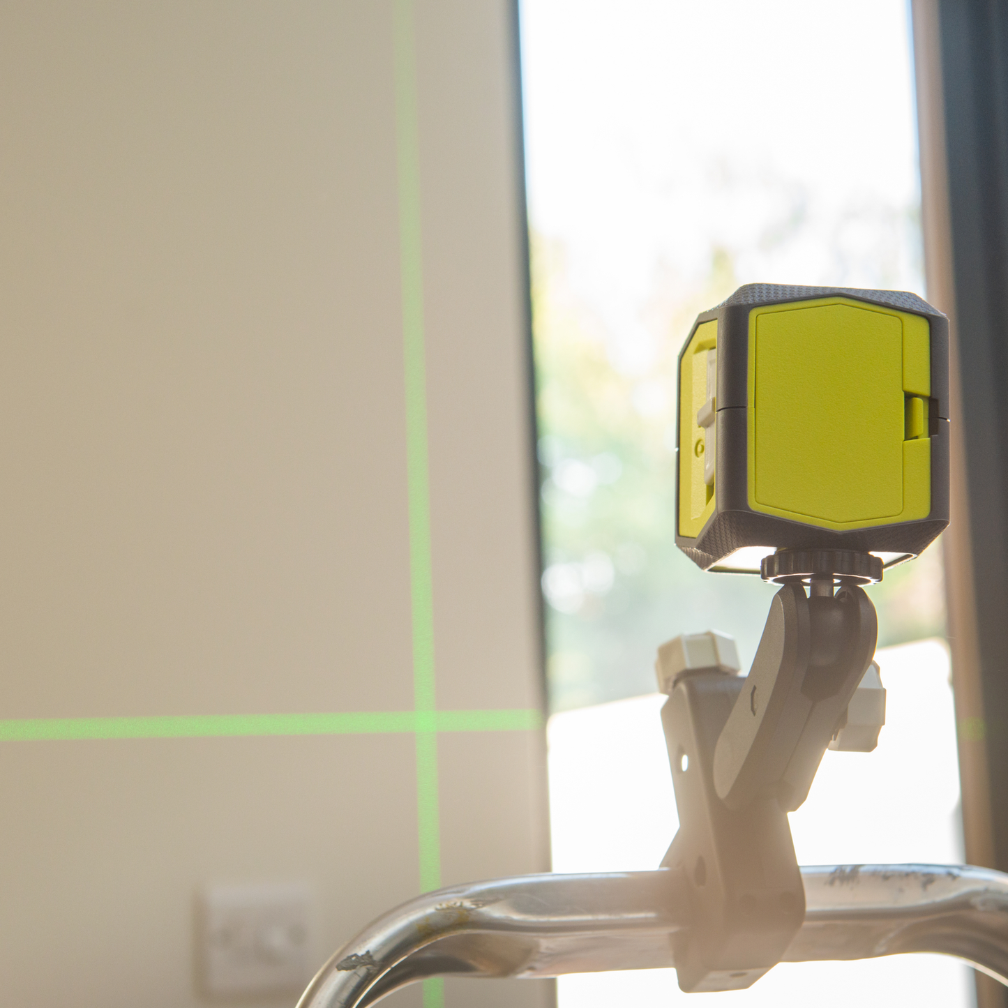 Ryobi Green Cross Line Laser - 15m