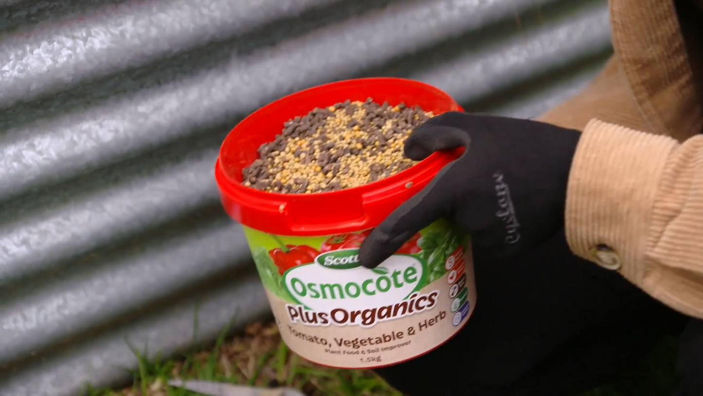 Scotts Osmocote Plus Organics - 1.5kg - Vegetable & Herb