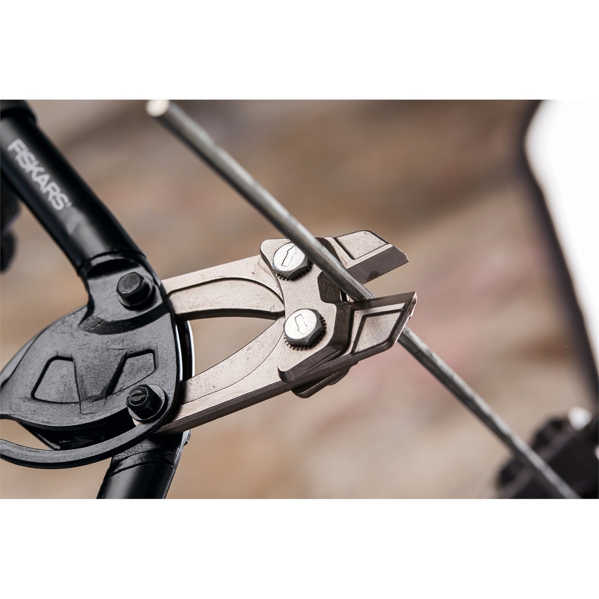 Fiskars Powergear Bolt Cutter 355mm Hard Steel Ergonomic Durable