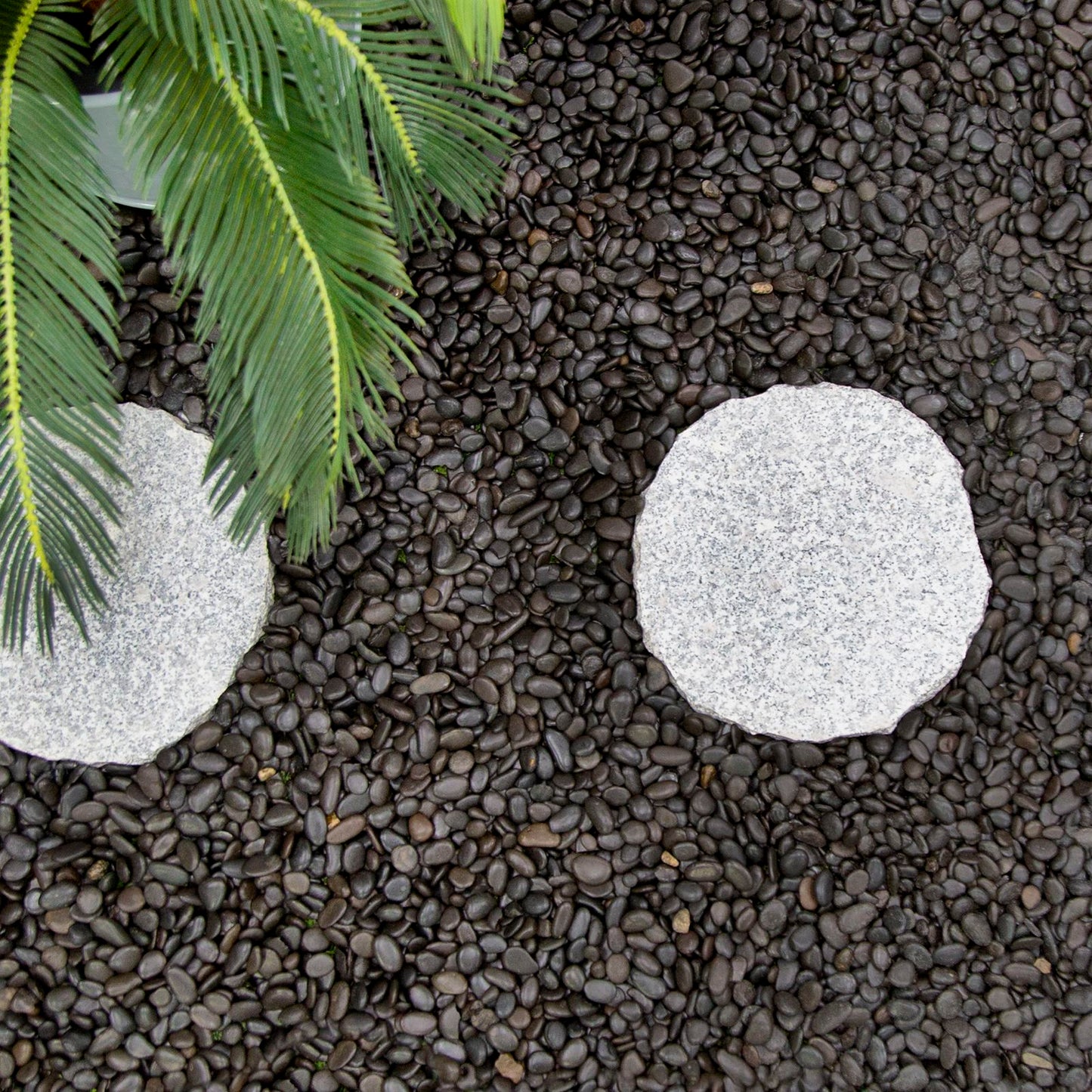 Tuscan Path Black Natural Pebbles - 15-20mm - 5kg