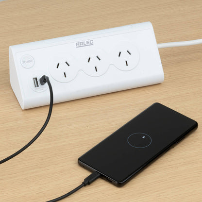 Arlec Triangular Powerboard - 3 Outlet - 70mm - White